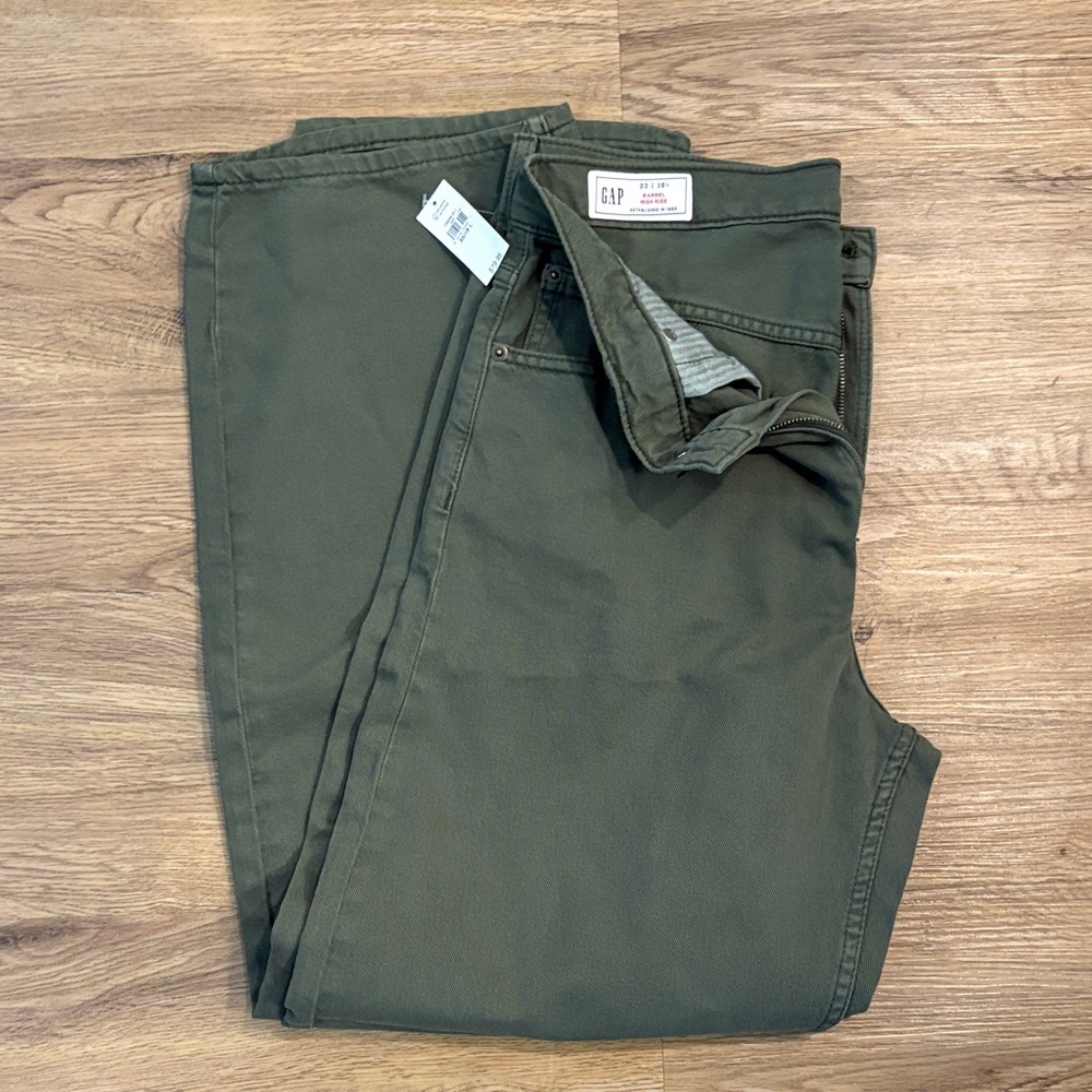 GAP Women's Green Chinos
